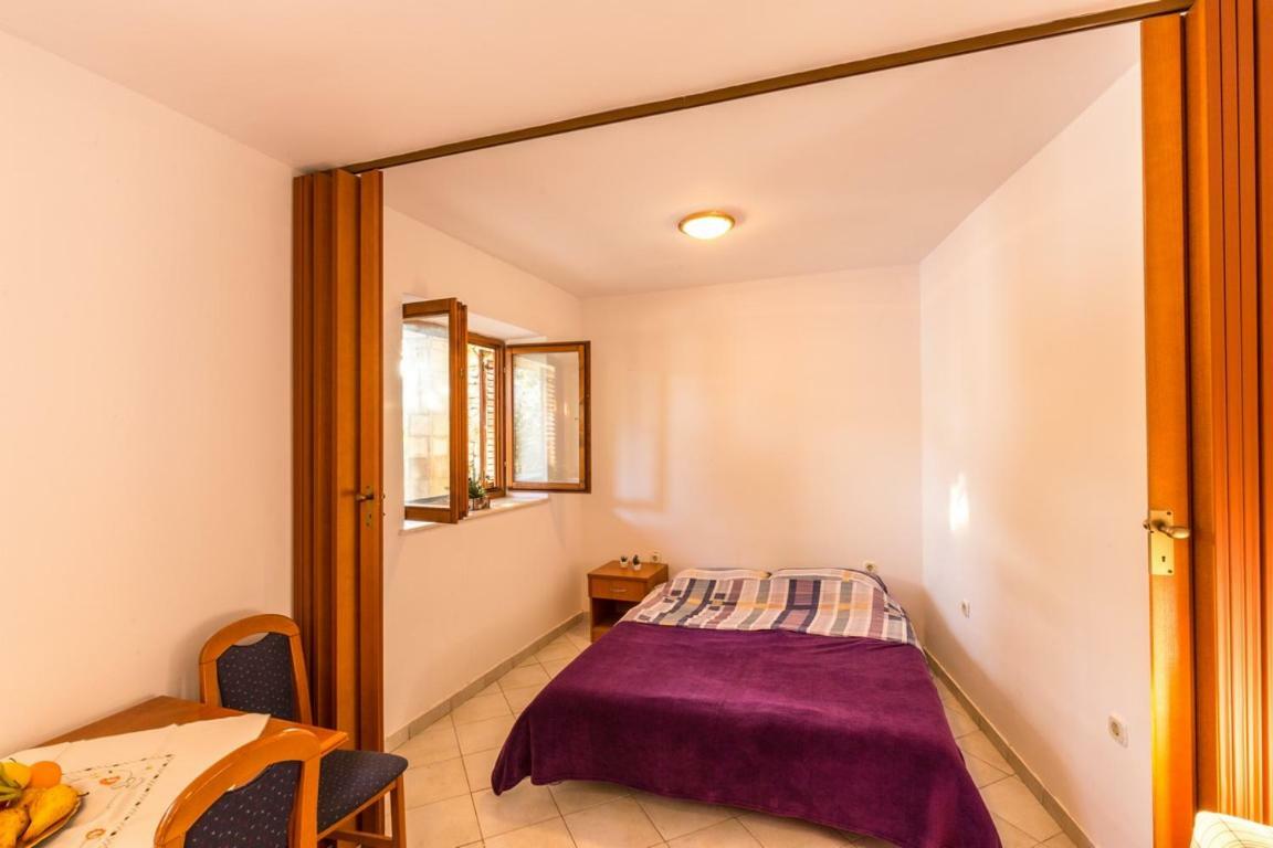 Appartamento Pansion Mali Raj Goveđari Esterno foto