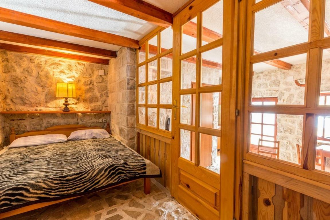 Appartamento Pansion Mali Raj Goveđari Esterno foto